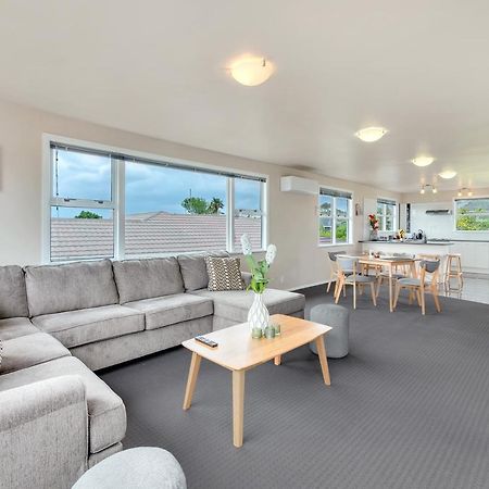 Fabulous Three Bedroom Home In Pakuranga Auckland Exterior foto